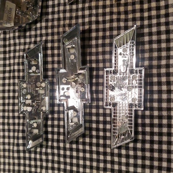 Chevy emblems! - Picture 6 of 8